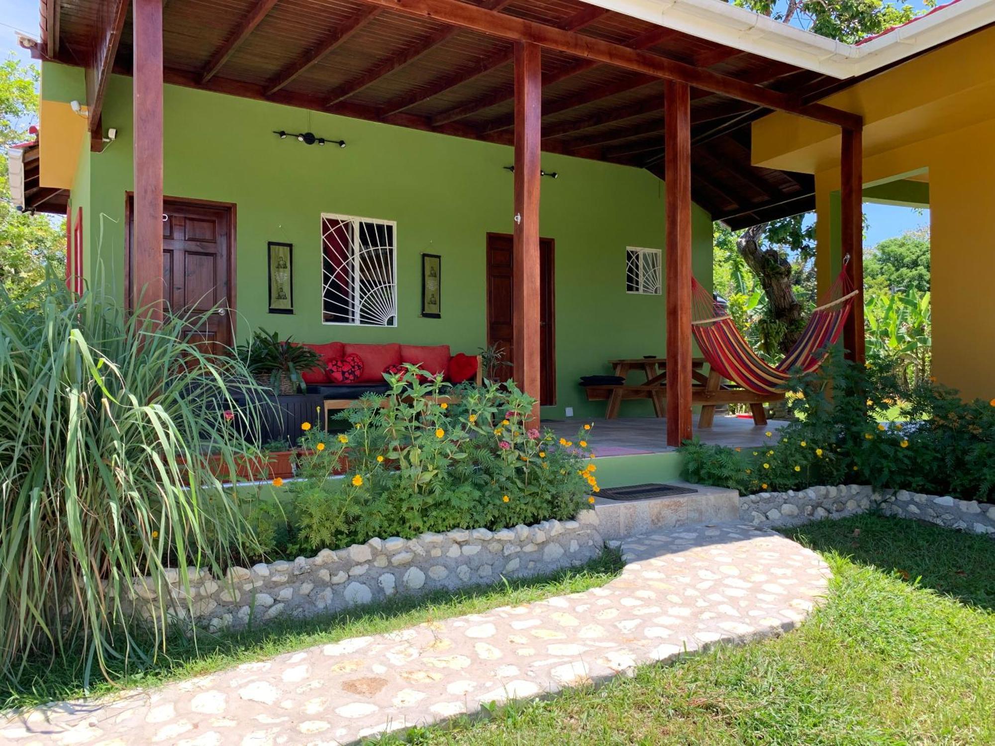Green Queendom Farm And Lodging Oracabessa Εξωτερικό φωτογραφία